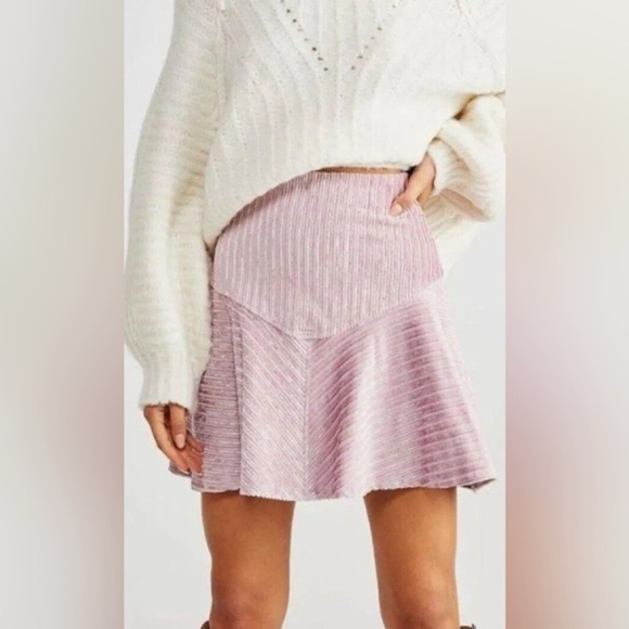 Free People Dresses & Skirts - Free People Adorable Pink Camden Velvet Ribbed Mini Skirt Elastic Waist